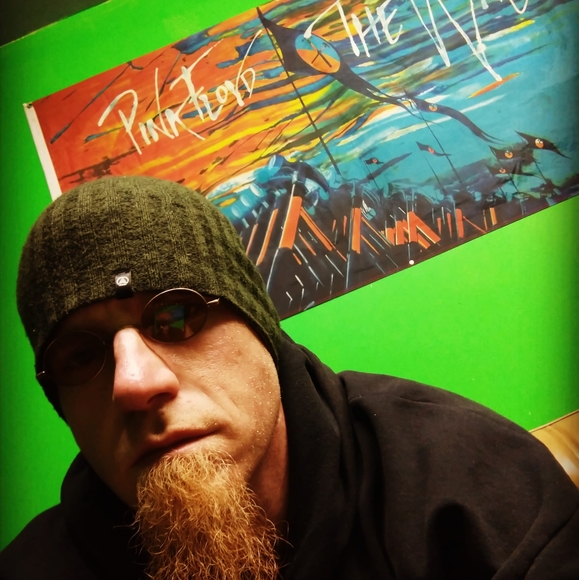 Meet your Posher, Jesse - Picture 1 of 1